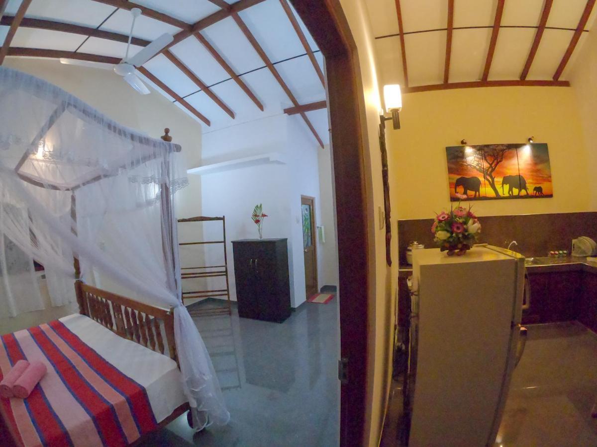 Villa Girilena Hikkaduwa Dış mekan fotoğraf
